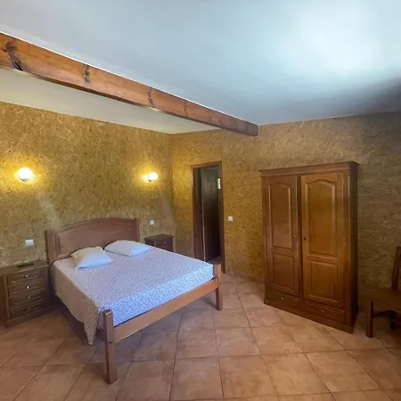 Quinta De Fundoes Maison d'hôtes 3*