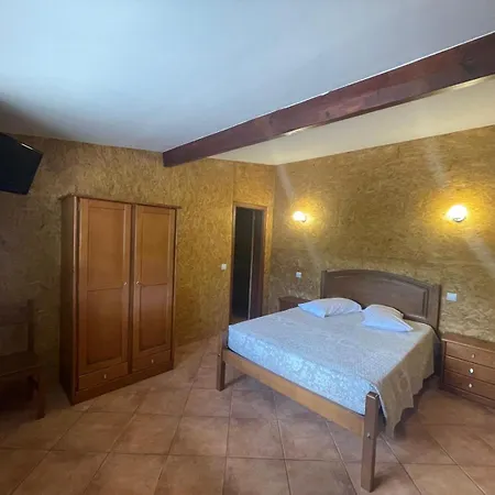 Campismo Rural Rio Caldo Gerês