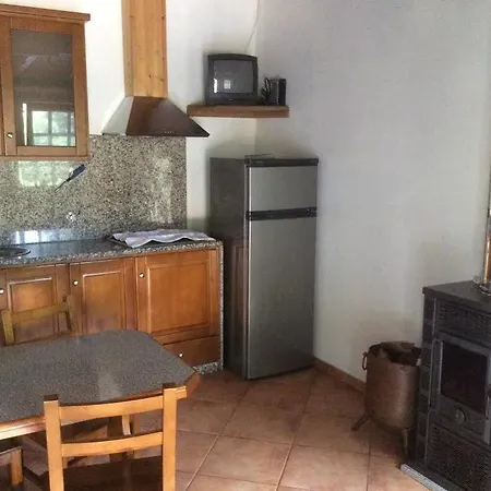 Campismo Rural Rio Caldo Pensión Gerês