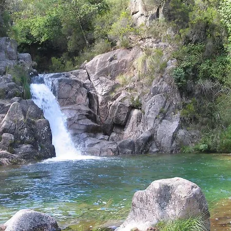 Campismo Rural Rio Caldo 3*