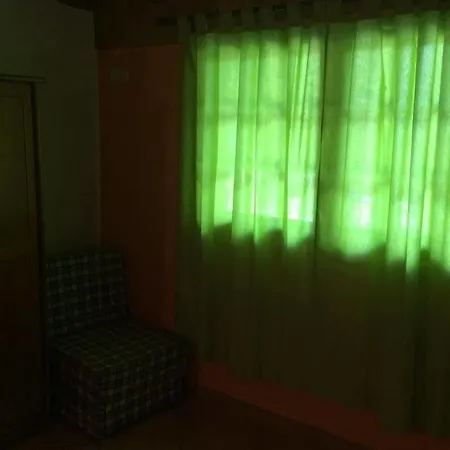 Campismo Rural Rio Caldo 3*