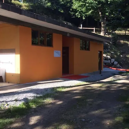Campismo Rural Rio Caldo 3*